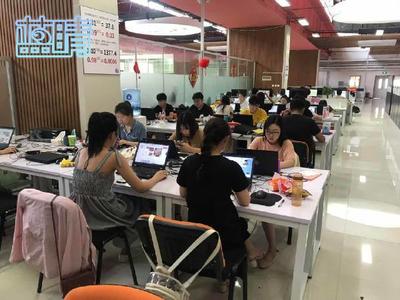 我市成立湛山創(chuàng)客學(xué)院